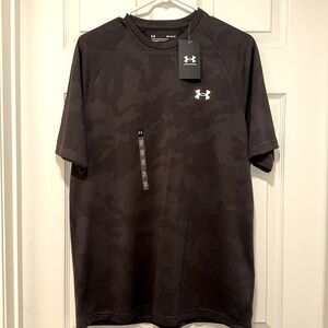 NWT Under Armour Tee